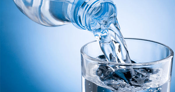 Agua natural para adelgazar