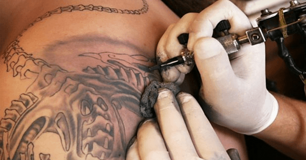 Peligros de hacerse un tatuaje
