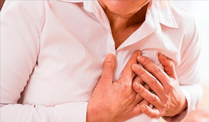 ¿Es más frecuente la cardiopatía isquémica en el hombre ó en la mujer?
