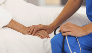 Necesidad de preparar profesionales que apliquen cuidados paliativos
